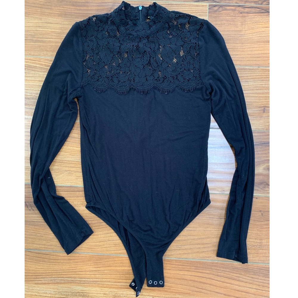Forever 21 Black Long Sleeve Lace Detail Body Suit